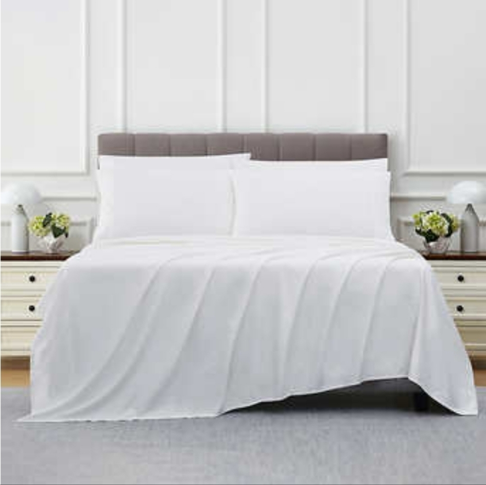 Kirkland Signature 680 Thread count 6pcs Sheet set